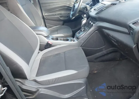 2013 Ford Escape S from USA, damaged, VIN 1FMCU0F73DUD46639